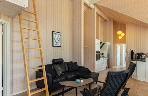 Sundstrup House | 15 person holiday home in Højslev