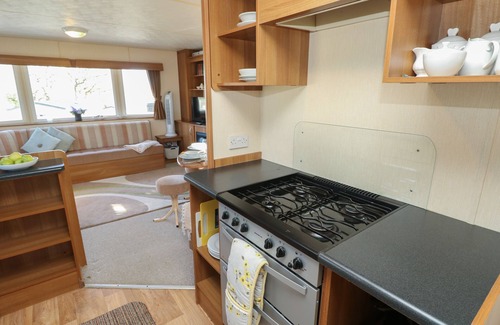 Cowes Cottage | 15 Rosewood