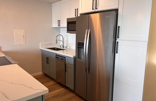Haleiwa Condo | 15 Steps to the Beach! Ground Floor Completely Renovated on the North Shore