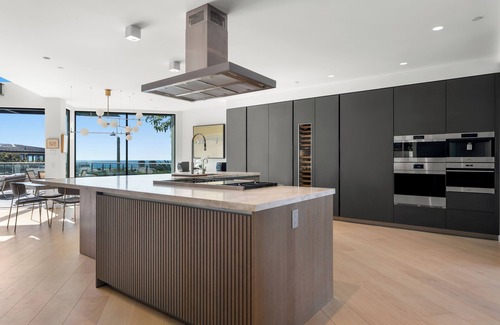 Laguna Beach House | 150 STEPS TO BEACH Amazing Ocean View Home Built in 2023-hot tub sauna wet steam