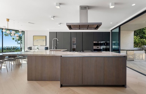 Laguna Beach House | 150 STEPS TO BEACH Amazing Ocean View Home Built in 2023-hot tub sauna wet steam