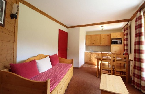 Val Cenis Apartment | 150m from shops, 1st floor, fitness, swimming pool, balcony, tv, ski locker, 31m², Val Cenis