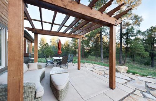 Durango House | 151 Oak Road