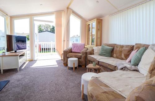 Prestatyn House | 152 Central Park