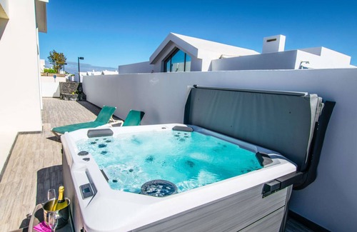 Playa Blanca Villa | 157 m² Villa ∙ 4 bedrooms ∙ 8 guests