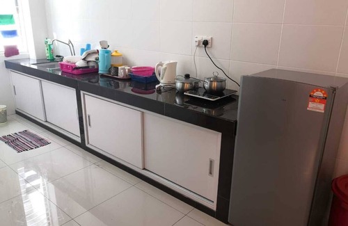 Tersusun Pundut House | 15P Lumut Lovely HOme 9min Beach Karaoke Snooker BBQ in house