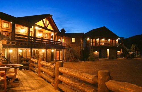 Baldwin Lake House | 16-Acre Private Luxury Ranch