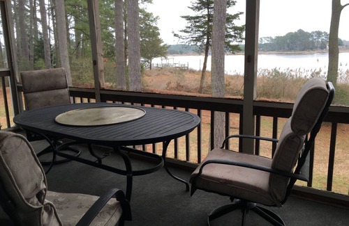 Onancock House | 16 Acres Waterfront Retreat on Deep Creek
