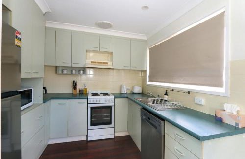 Innes Park House | 16 Badilla Street Innes Park