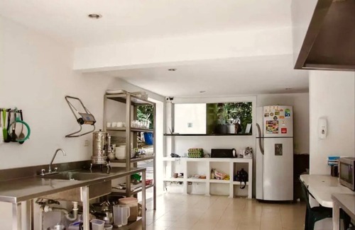 La Florida Villa | 16 Bdr Villa In Proveza W Pool, Jacuzzi, & Sauna