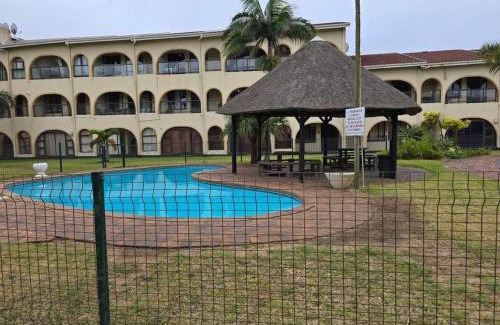 Kingsburgh Apartment | 16 Cabanas Del Mar Winklespruit KZN South Coast