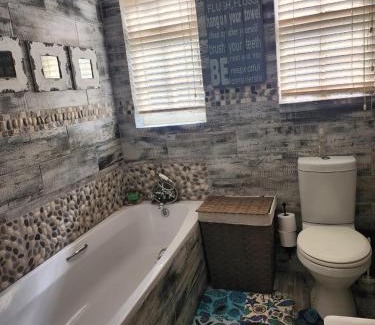 Arniston House | 16 on Main Arniston PET-FRIENDLY