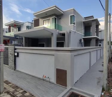 Kampung Sungai Epek House | 16 Paxs Bungalow Homestay Hutan Melintang by Aloha