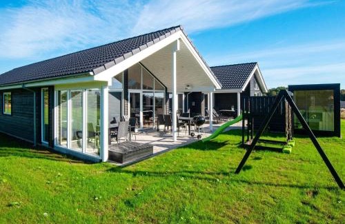 Mommark Strand House | 16 person holiday home in Sydals