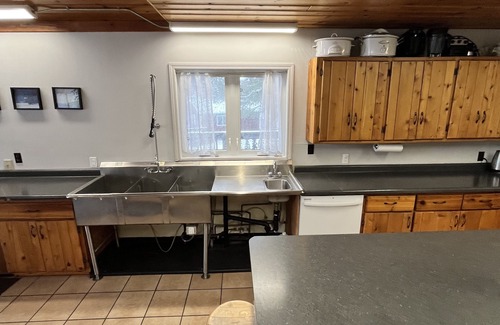 Sioux Narrows Nestor Falls Cabin | 16 Person Lakeside Lodge at The Citadel!