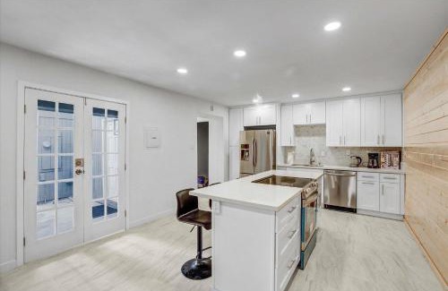 Cardiff-by-the-Sea House | 16 Plus ADU Solana Beach DelMar Fair