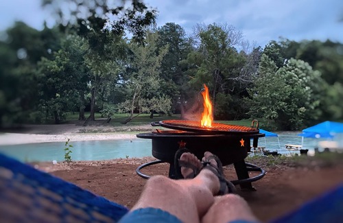 Prairie Lea House | #16 Son's Blue River Camp Glamping Cabin w/1 Queen, 1 Twin