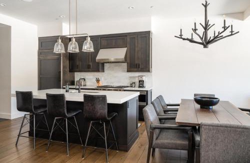 Big Sky House | 16 Wildwood by Moonlight Basin Lodging