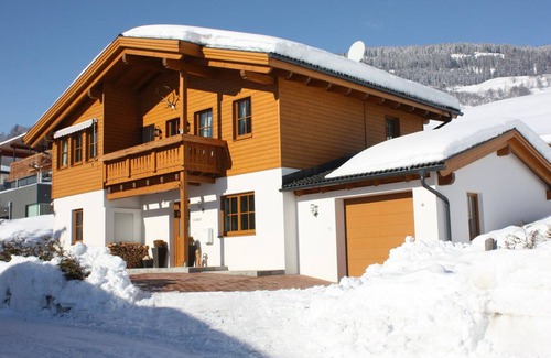 Walchen Ski Chalet | 160 m² Chalet ∙ 4 bedrooms ∙ 10 guests