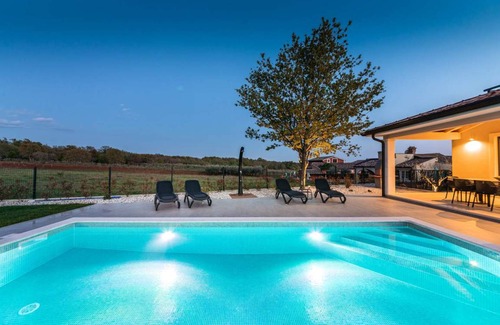 Montizana Villa | 160 m² Villa ∙ 2 bedrooms ∙ 6 guests