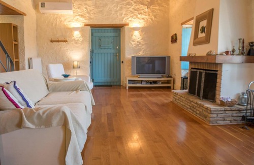 Limeni Villa | 160 m² Villa ∙ 3 bedrooms ∙ 8 guests
