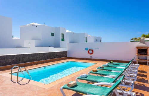 Playa Blanca Villa | 160 m² Villa ∙ 3 bedrooms ∙ 6 guests