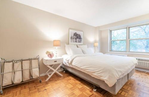 Tribeca Apartment | 1600ft TriBeCa Townhouse - Luxury & Spacious