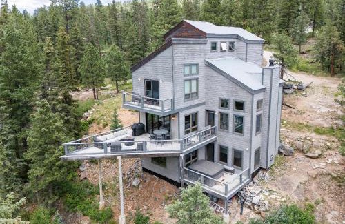Columbine Lake House | 1601 Lake Purgatory Drive