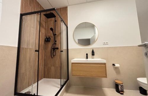 Vahrenwald Apartment | 160qm - 6 Zimmer - Parkplatz - Zentrum - MalliBase Apartments