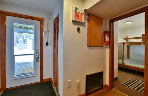 The Blue Mountains Ski Chalet | 161 Tyrolean 4 bedroom- Blue Mountains