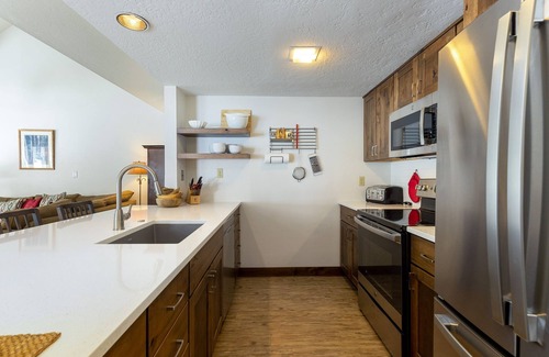 Keystone Condo | 1610 Quicksilver 2 Bedroom Condo by RedAwning