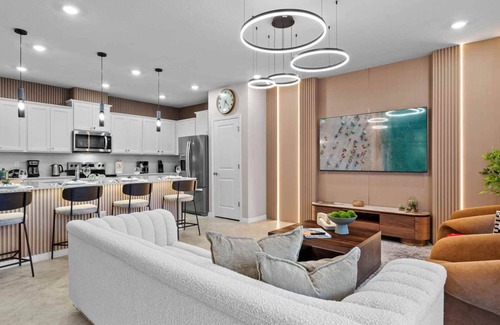 Four Corners House | 16109 Amazing House With Pool 5/4.5