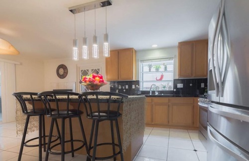 Moreno Valley House | 16215 Grande Isla LTR · Kayak, Backyard Canal Access, Hot tub Getaway!