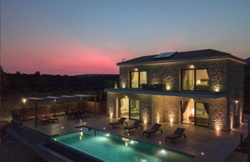 Karavados Villa | 164 m² Villa ∙ 3 bedrooms ∙ 6 guests