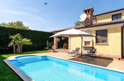 Karigador House | 165 m² House ∙ 3 bedrooms ∙ 6 guests