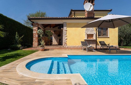 Karigador House | 165 m² House ∙ 3 bedrooms ∙ 6 guests