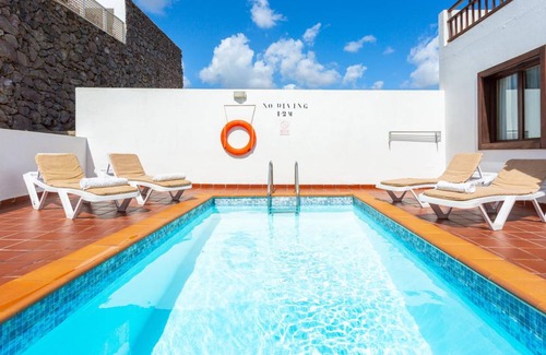 Los Mojones Villa | 165 m² Villa ∙ 3 bedrooms ∙ 6 guests