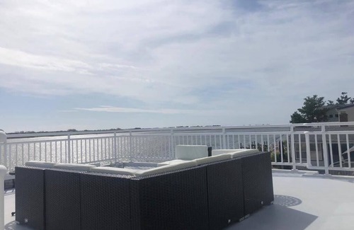 High Bar Harbor House | 16546 Anastasia Blue LLC