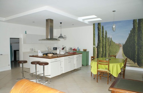 Bessan House | 165m2 village house near the beaches