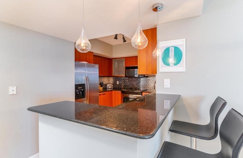 Sunny Isles Beach Apartment | 16699 Collins Ave Unit 2906 in La Perla
