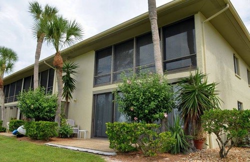 Holmes Beach Condo | 167 m² Condo ∙ 3 bedrooms ∙ 6 guests