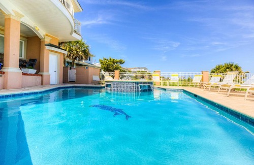 Golden Mile House | 167 m² House ∙ 4 bedrooms ∙ 10 guests