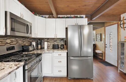 Big Bear City Ski Chalet | 1690 - Catching Serendipity Cabin