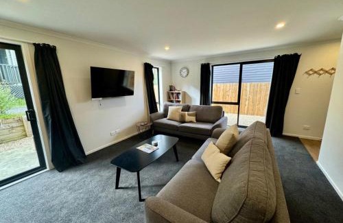 Hanmer Springs House | 16b Alpine Avenue
