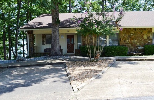 Hot Springs Village House | 16CaboPl | Lake DeSoto | Townhome Sleeps 6