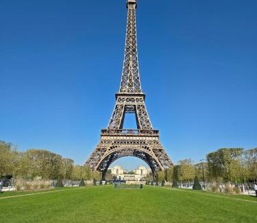 Auteuil Apartment | 16th arrondissement, 10 minutes from the Eiffel Tower, Metro line 9