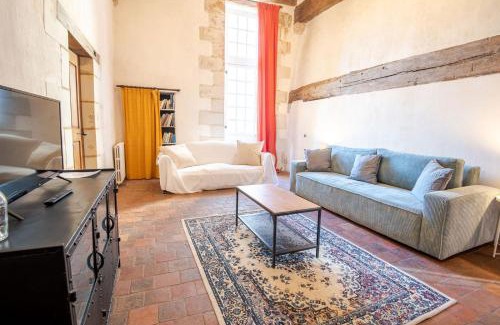 Athee-sur-Cher House | 16th century hunting lodge - Château de Nitray