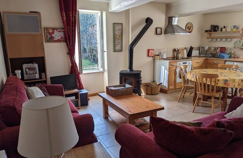 Saint-Gengoux-le-National House | 16th Century winemakers cottage in Saint Gengoux