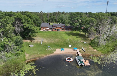 Brainerd House | 17 Acre-7k Sq Ft Lake house, Hot Tub, Pontoon, Arcade, Fireplace,Pool, billiards