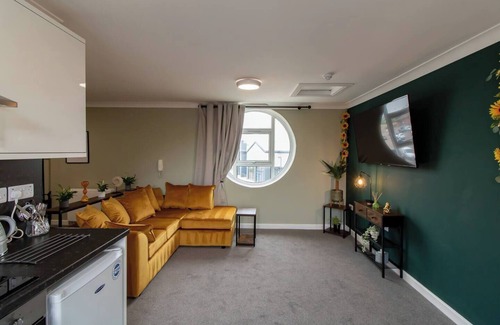 Hartlepool Apartment | 17 Bowline · Superb Studio + Free Parking | Pass the Keys